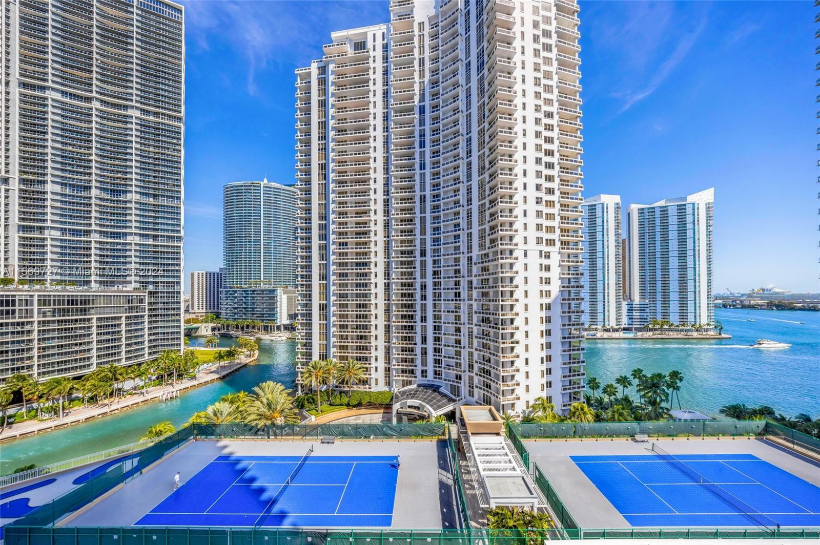 Property Photo:  801 Brickell Key Blvd 1410  FL 33131 