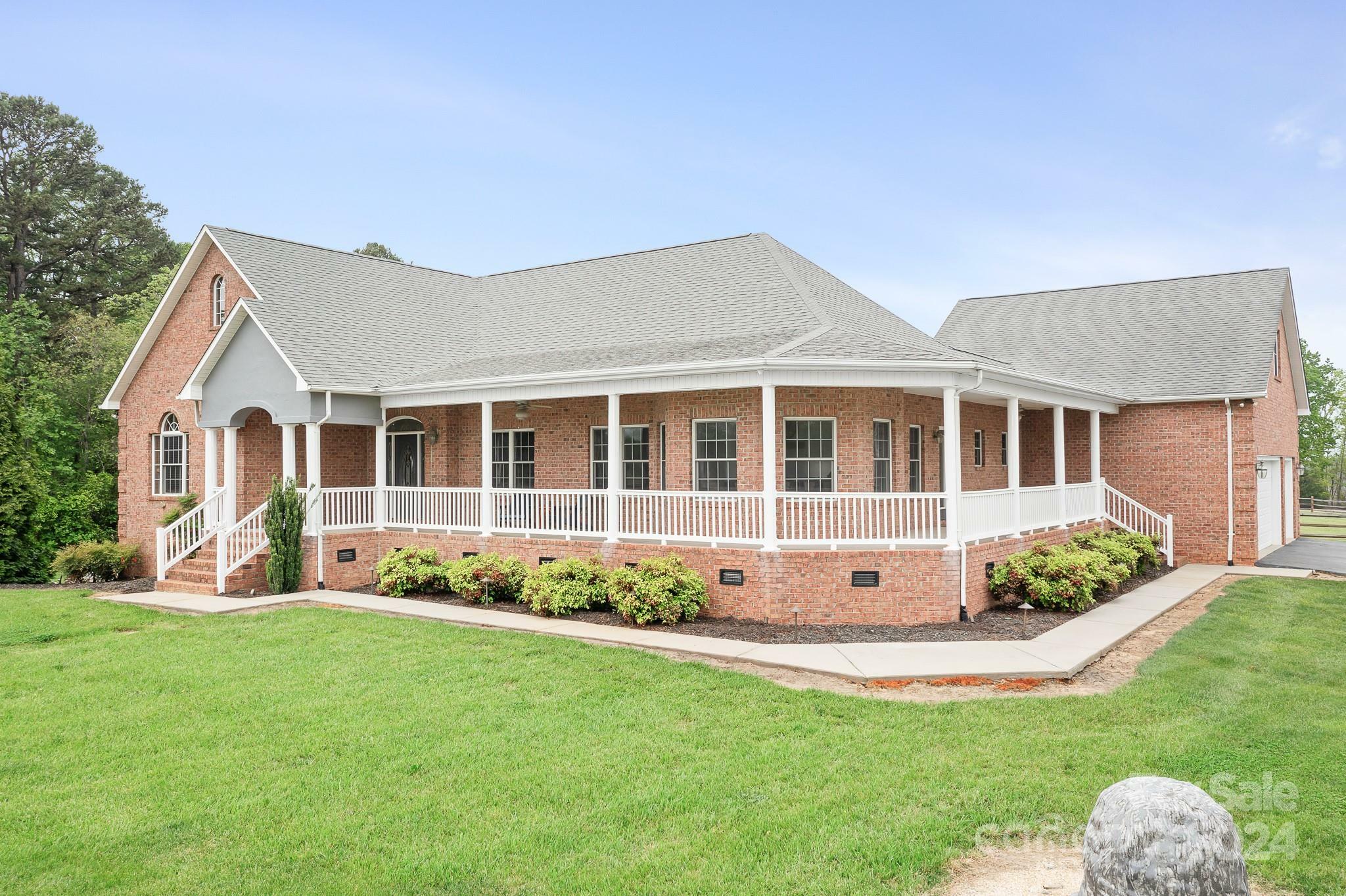 Property Photo:  2335 Balls Creek Road  NC 28610 