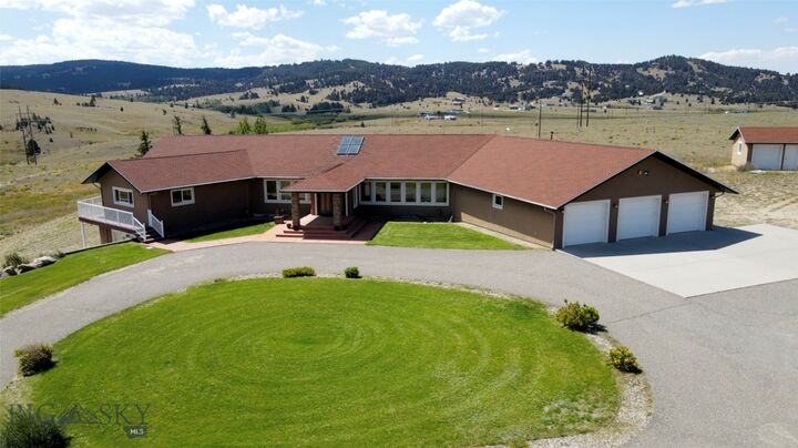 Property Photo:  1424 Beef Trail Road  MT 59701 