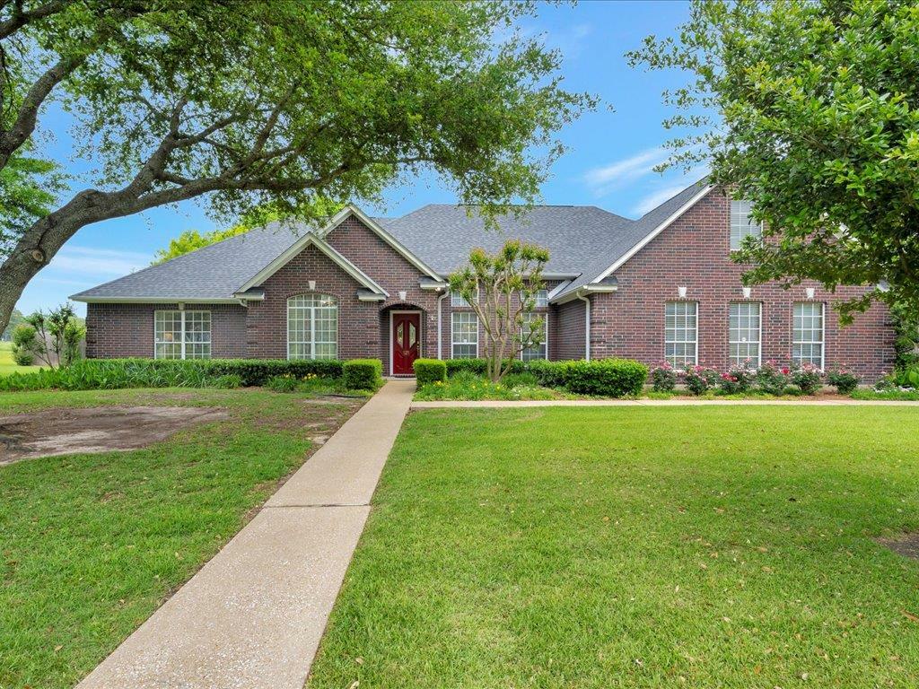 Property Photo:  121 Colonial Hill Drive  TX 75901 