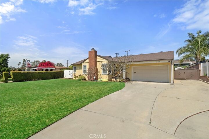 Property Photo:  10305 Deveron Drive  CA 90601 