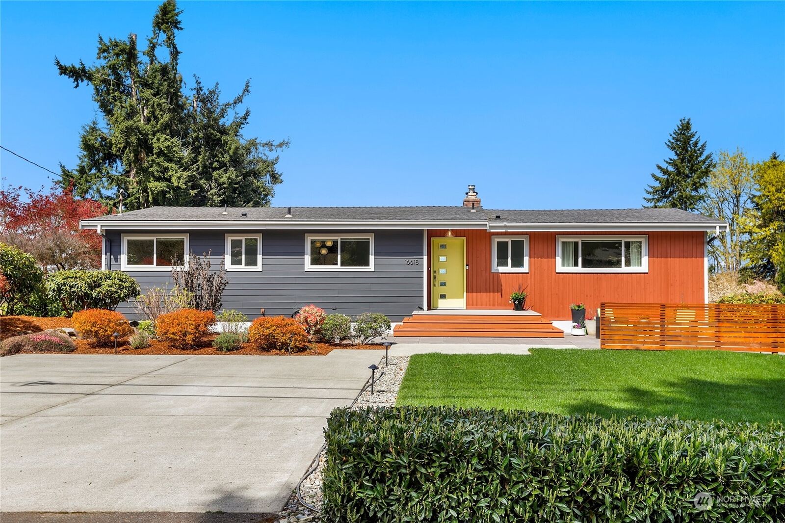 Property Photo:  16618 SE 45th Street  WA 98006 