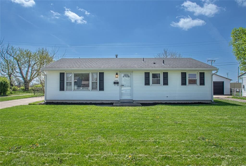 Property Photo: 2660 Onaoto Avenue OH 45414