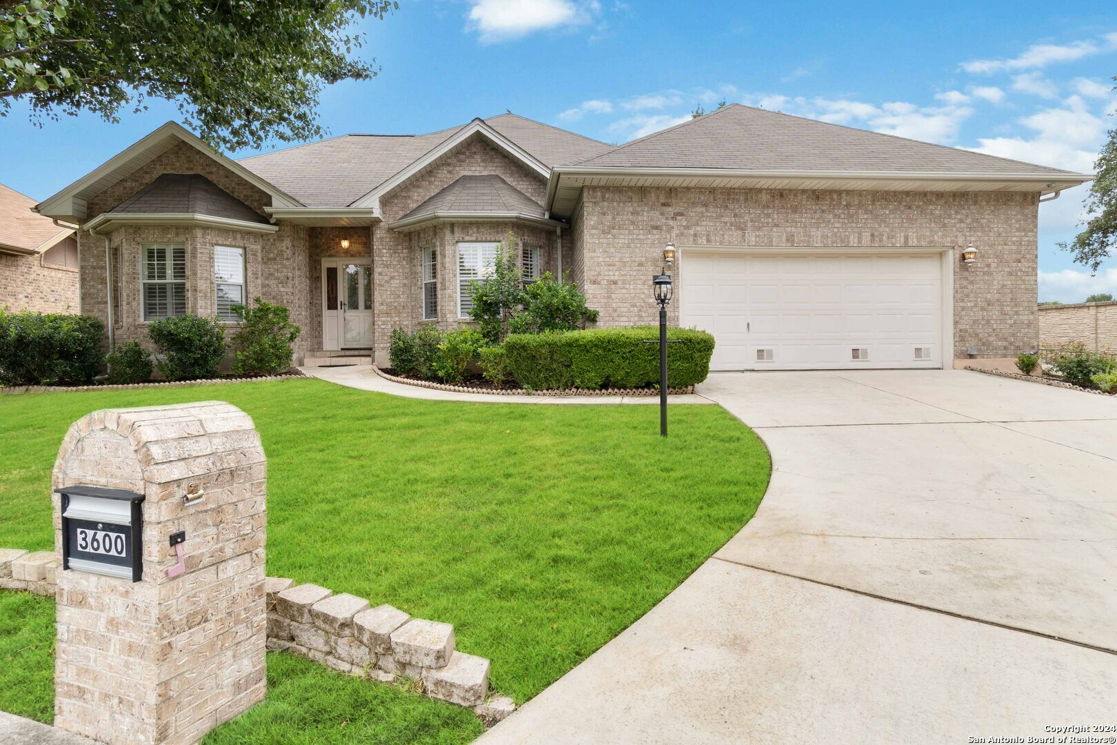 Property Photo:  3600 Chestnut Ct  TX 78108 