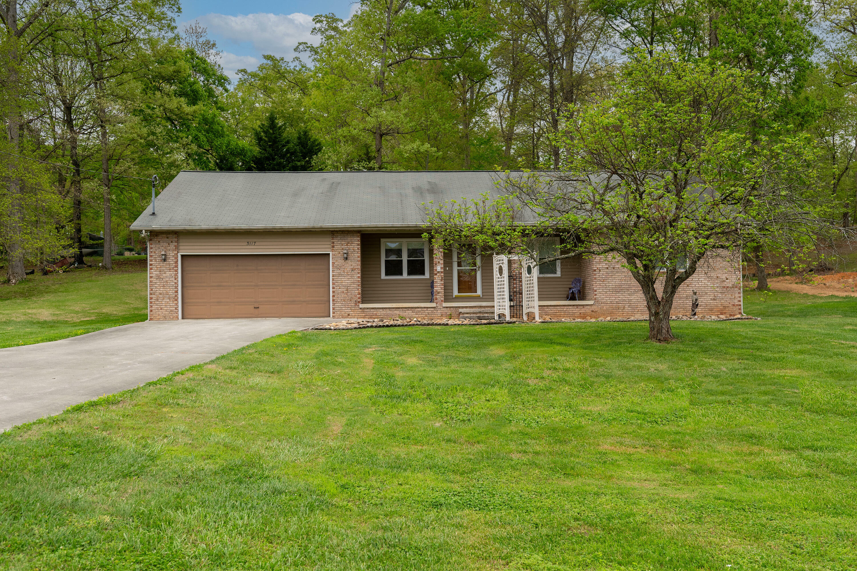 Property Photo:  3117 Autumn Oaks Circle  TN 37764 