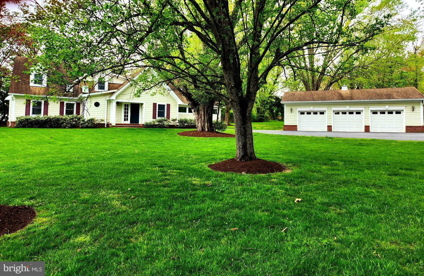 Property Photo:  644 Walker Road  VA 22066 