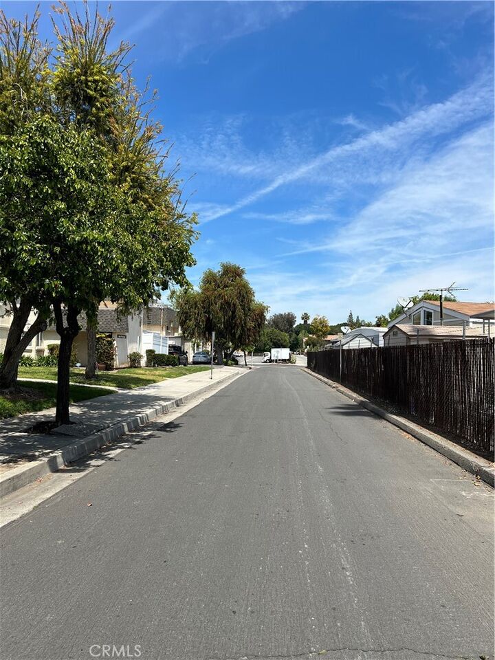 Property Photo: 6551 Wystone Avenue 2 CA 91335