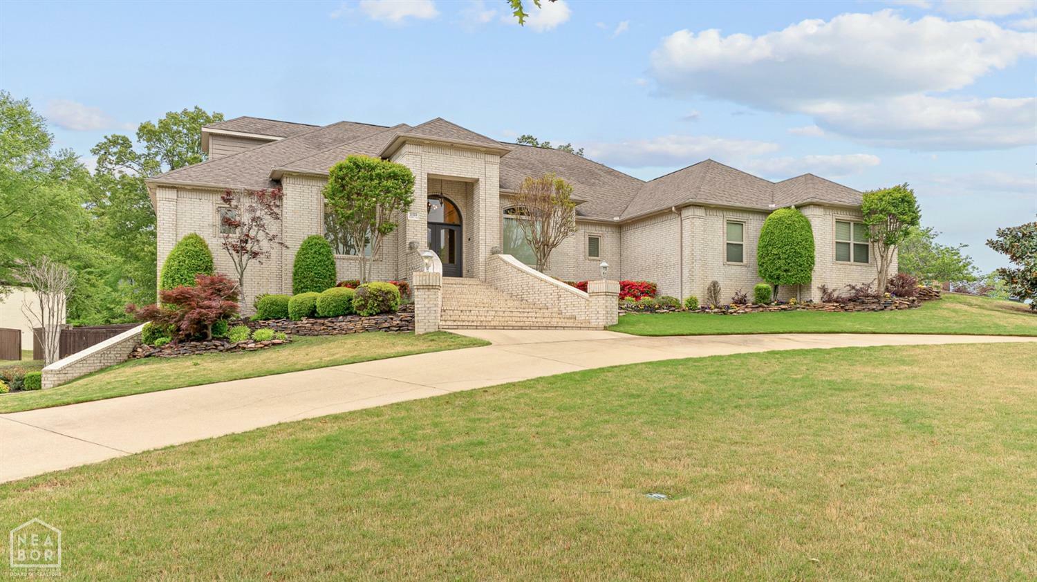 Property Photo:  2323 Summit Oaks Cove  AR 72404 