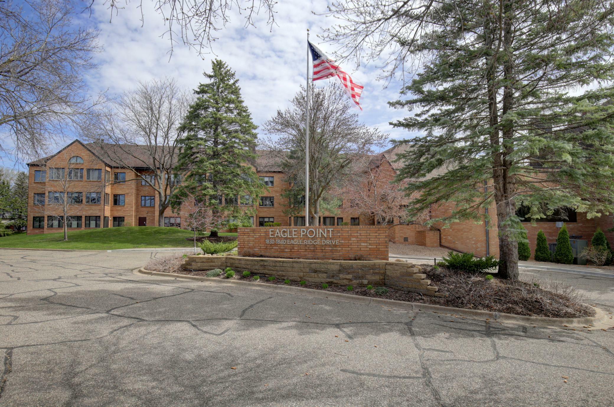 Property Photo: 1830 Eagle Ridge Drive 2002 MN 55118
