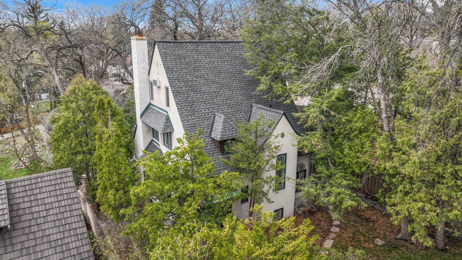Property Photo:  5140 Harriet Avenue  MN 55419 