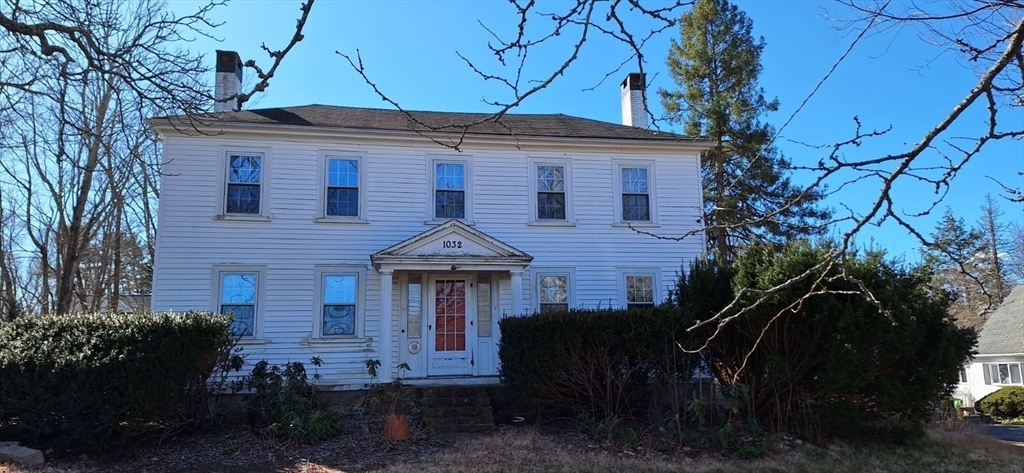 Property Photo: 1032 Pleasant St MA 02324