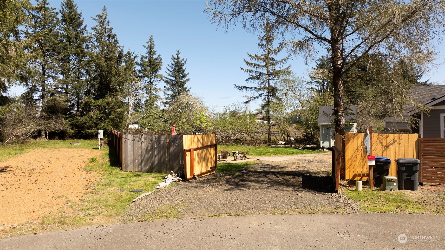 Property Photo:  708 Baldpate Court SE  WA 98569 