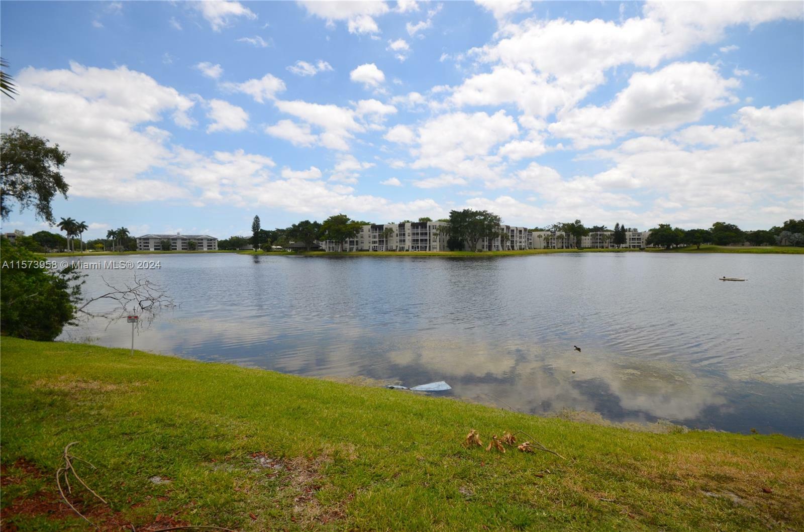 Property Photo:  9431 Live Oak Pl 109  FL 33324 