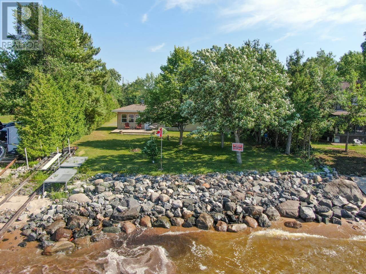 Property Photo: 31A Perwood Drive W ON P0W 1J0