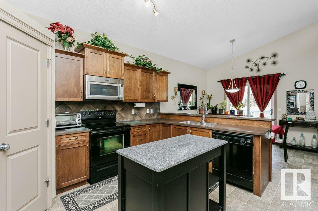 Property Photo:  2217 32A Street NW  AB T6T 0K6 