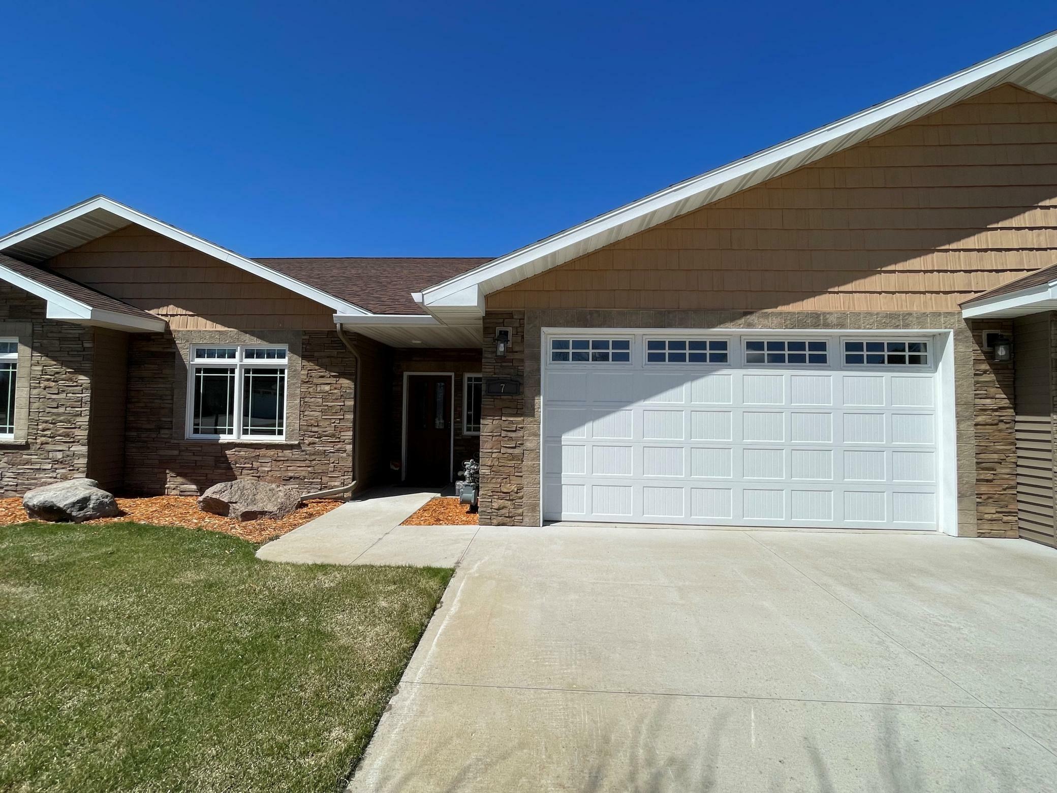 Property Photo: 1300 Event Center Drive NE #7 MN 56601