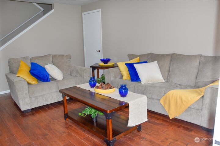 House for sale in 613 E 75th Street, WA 98404