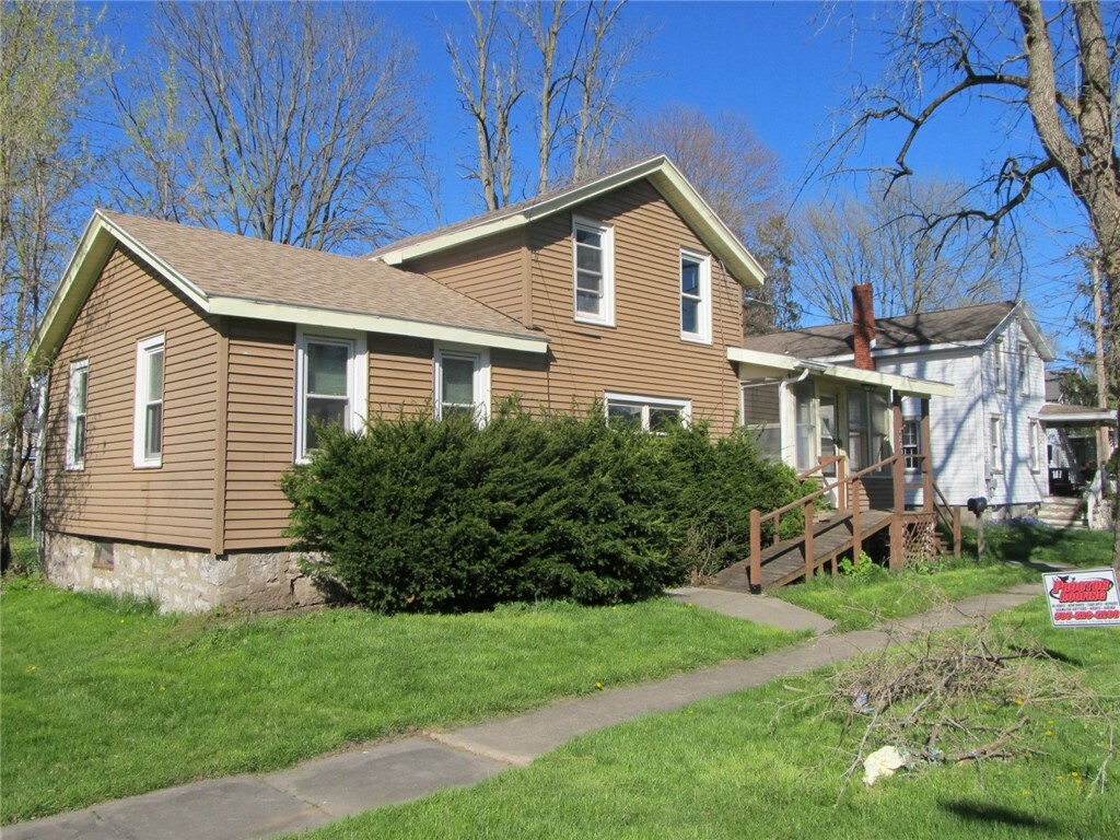 Property Photo: 221 E Elisha Street NY 13065
