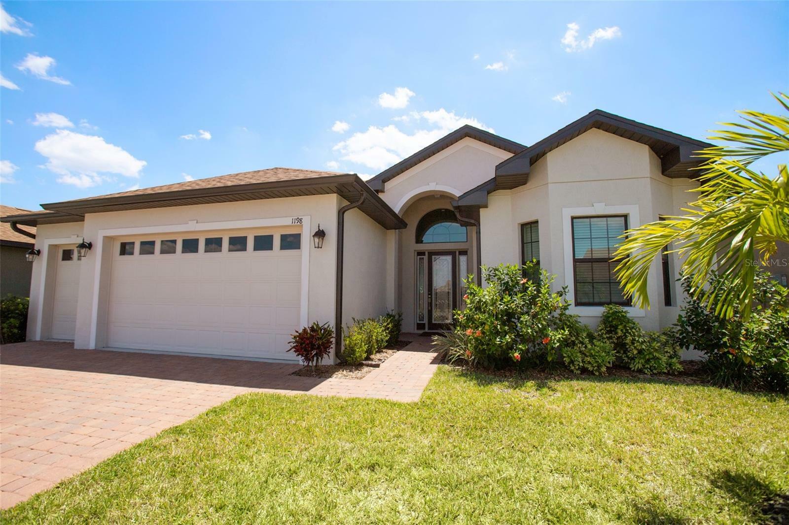 Property Photo:  1198 Sawgrass Drive  FL 33884 