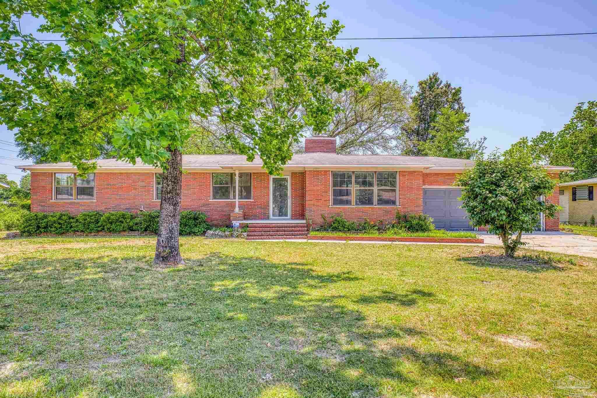 Property Photo: 1707 Toni St FL 32504
