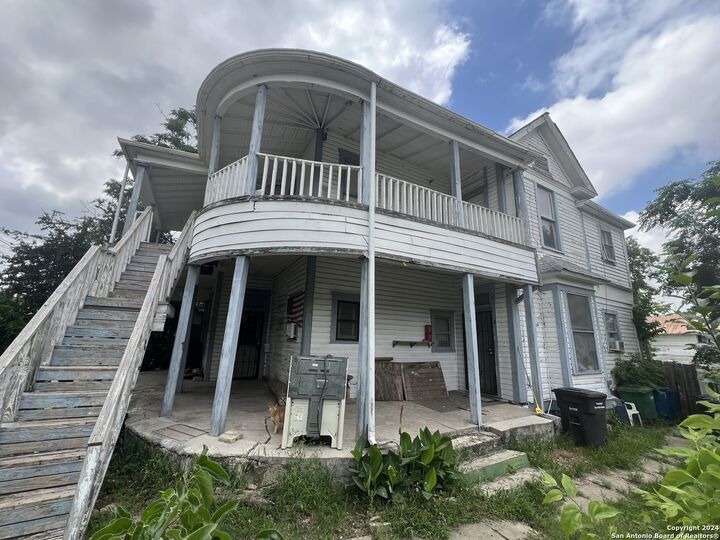 Property Photo: 1225 Wyoming St TX 78203