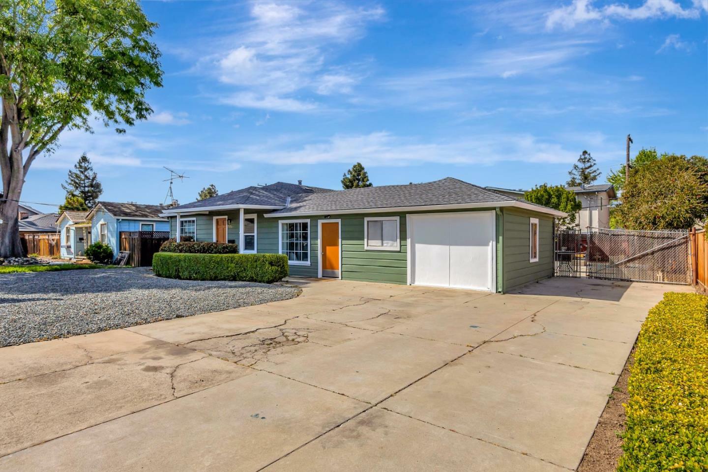 Property Photo:  3201 Riddle Road  CA 95117 