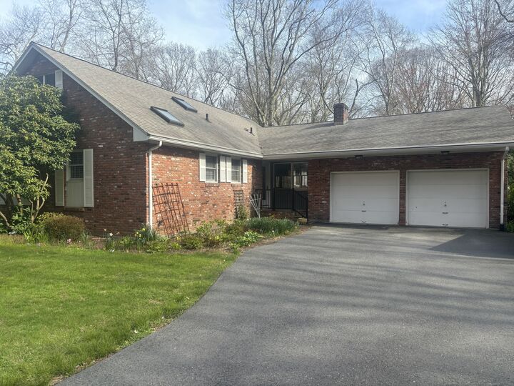 23 Longview Avenue  Waterford CT 06385 photo