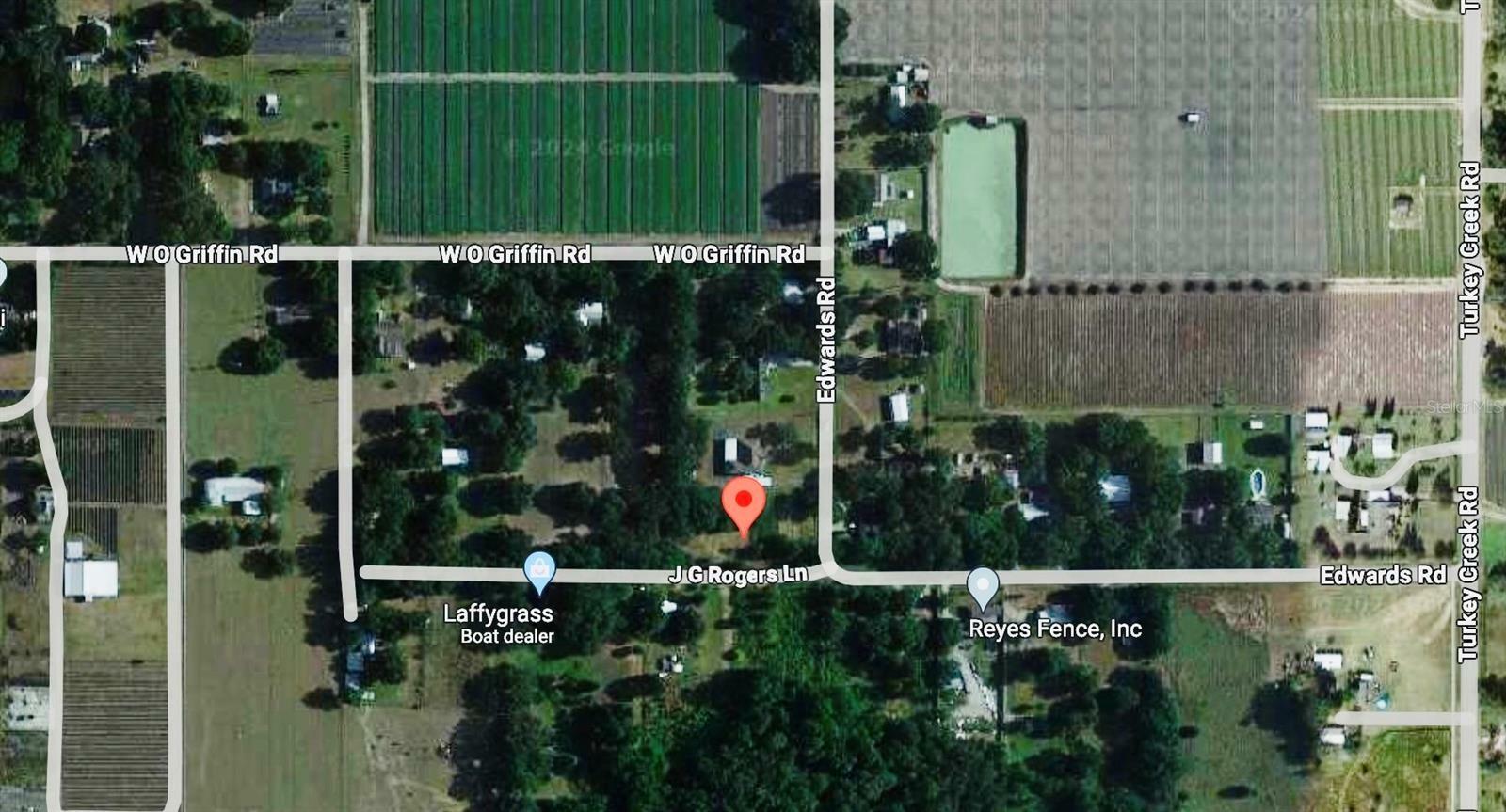 Property Photo: 4315 Edwards Road FL 33567