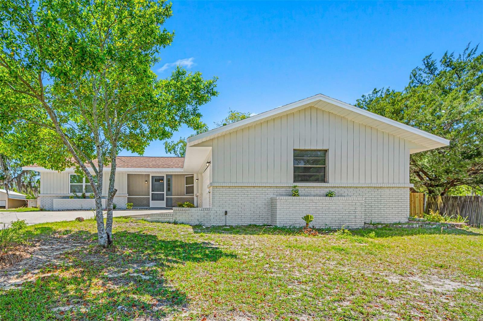 Property Photo:  1690 S Ridgewood Point  FL 34452 