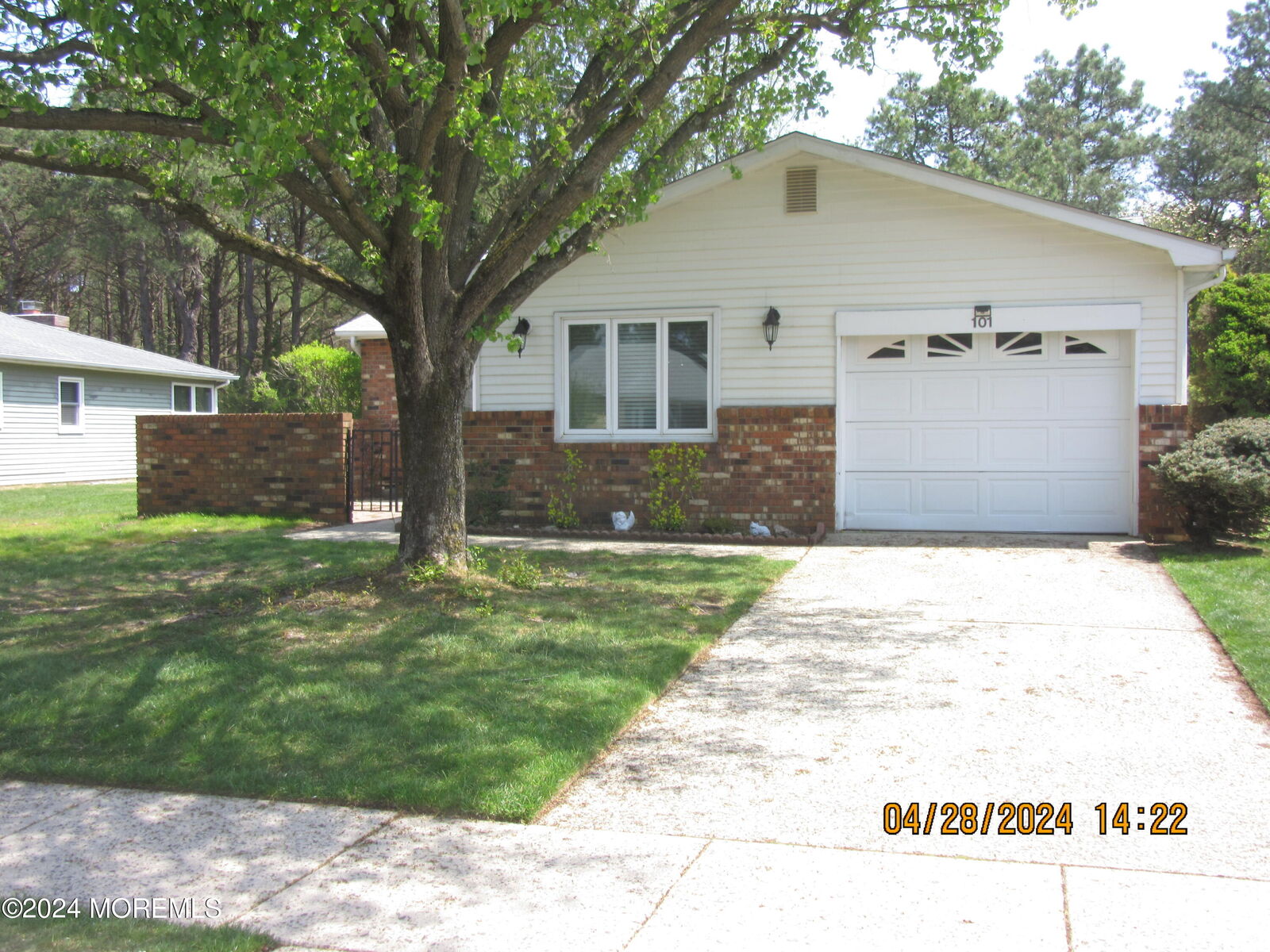 Property Photo:  101 Lions Head Boulevard S  NJ 08723 