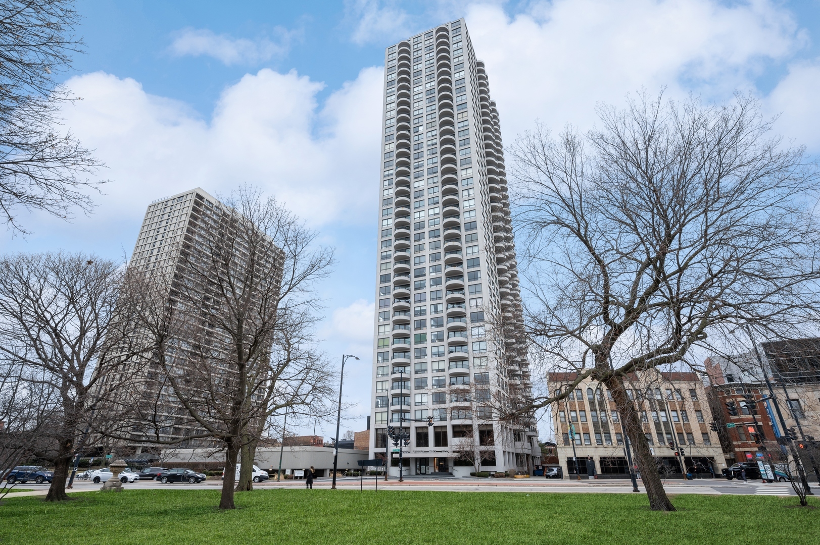 Property Photo: 2020 N Lincoln Park West 29J IL 60614