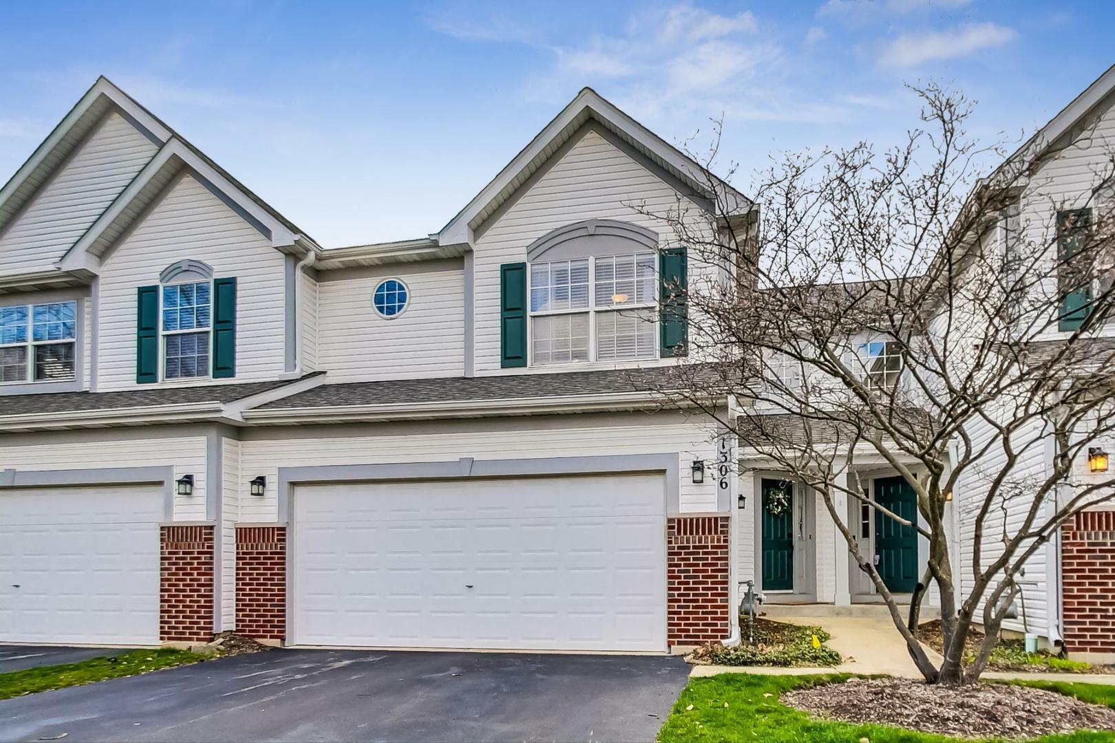 Property Photo:  1306 Filly Lane  IL 60103 