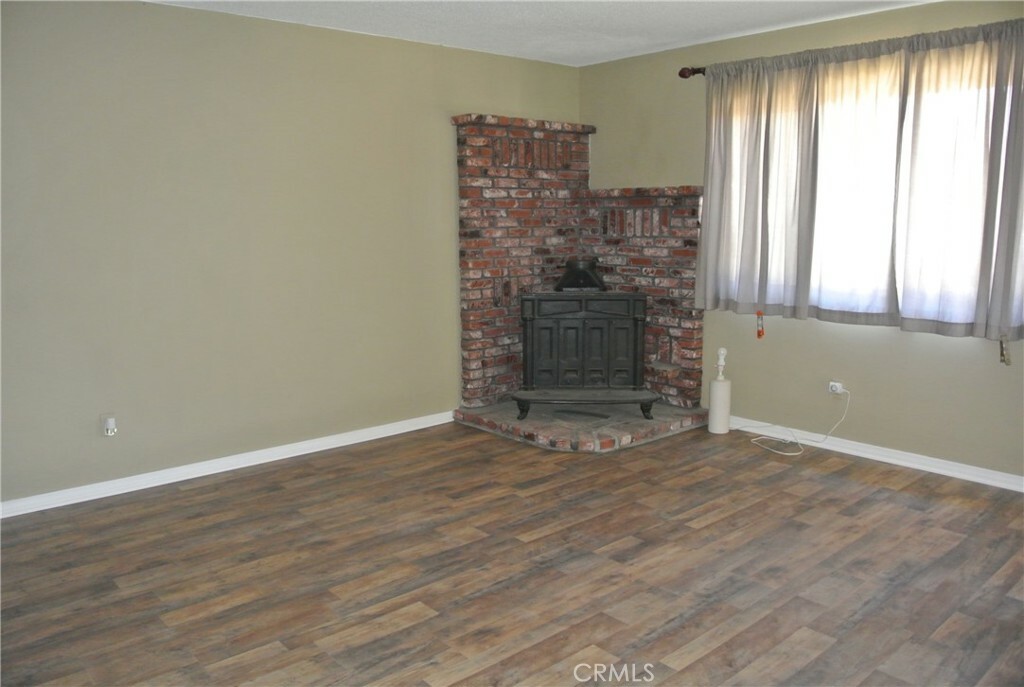 Property Photo:  4508 Ivy Trail  CA 93225 