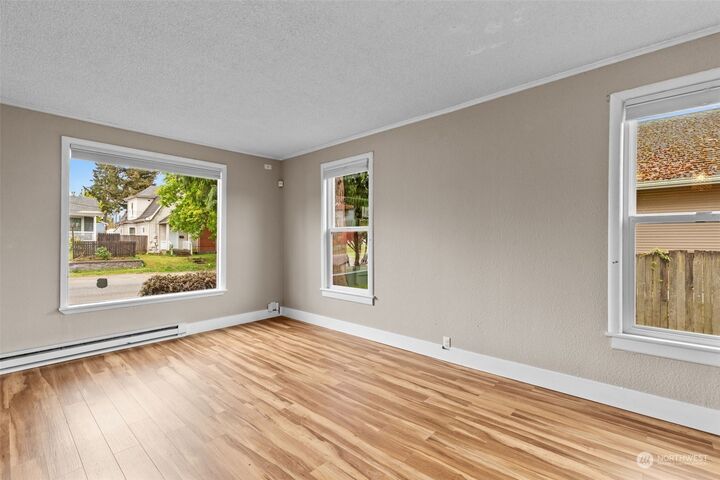 Property Photo: 1242 S State Street WA 98405