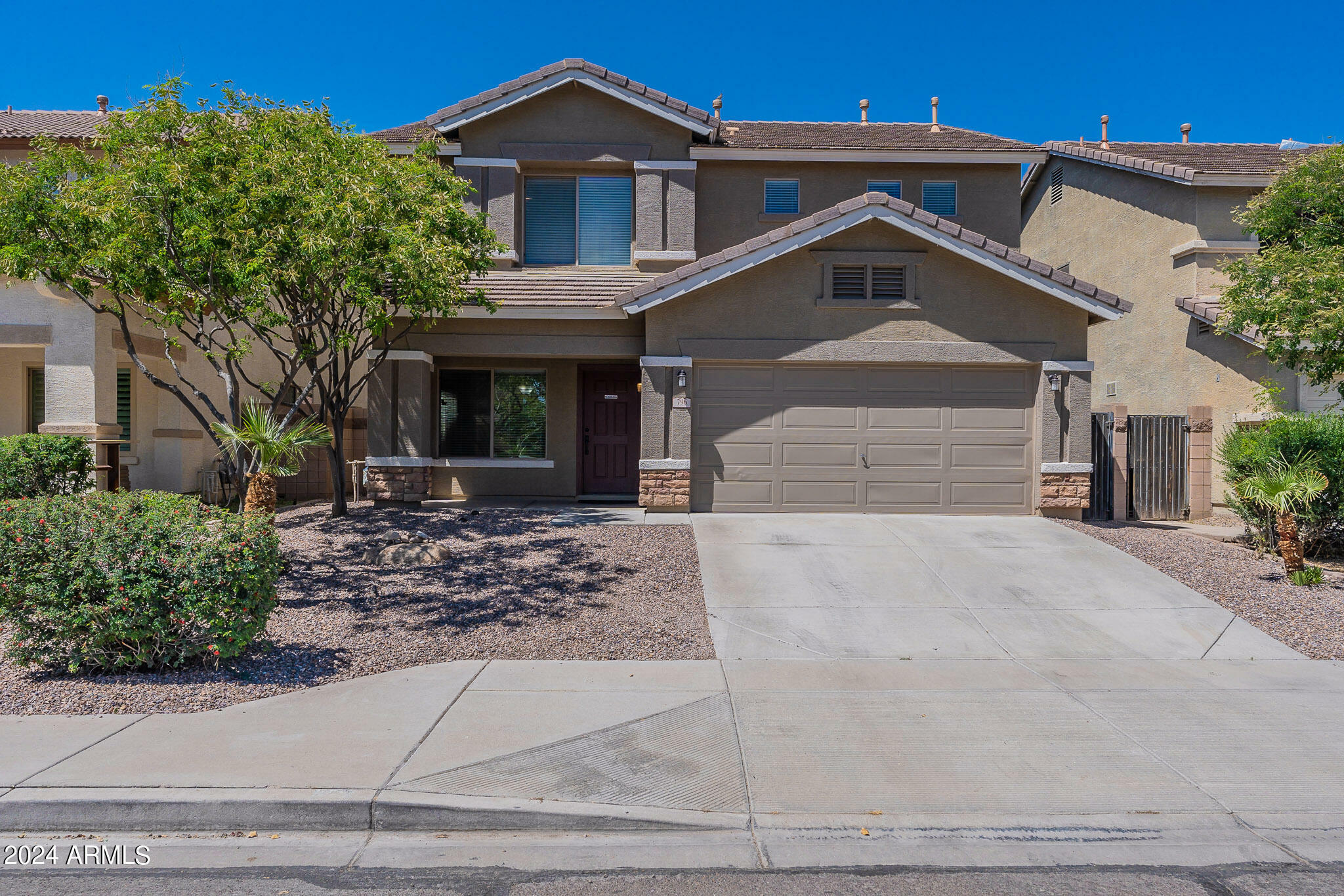 Property Photo:  796 E Payton Street  AZ 85140 