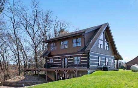 Property Photo:  725 Riverbends Drive  PA 16049 