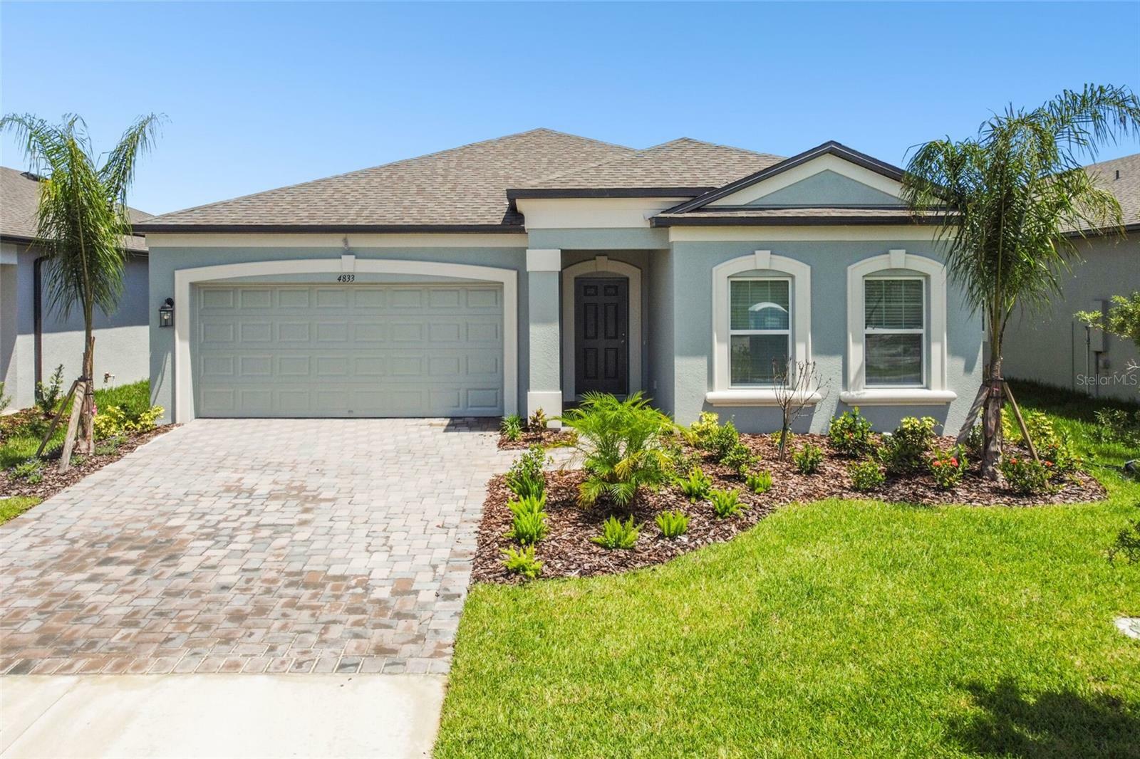 Property Photo:  4833 Foxglove Circle  FL 33811 