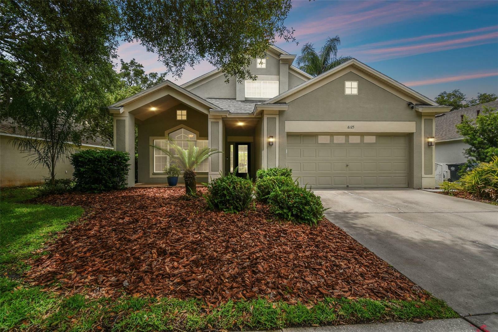 Property Photo:  6125 Gannetdale Drive  FL 33547 