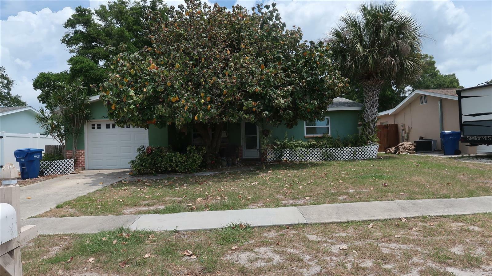 Property Photo:  2221 Lauren Drive  FL 33774 