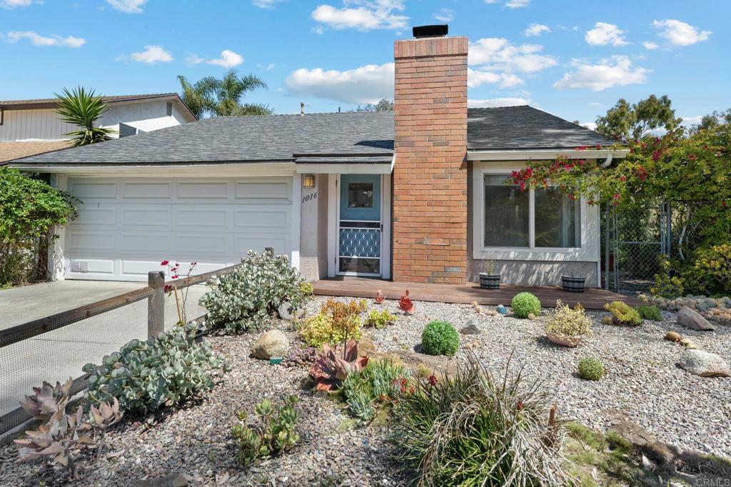 Property Photo:  1016 Sandcastle Drive  CA 92007 