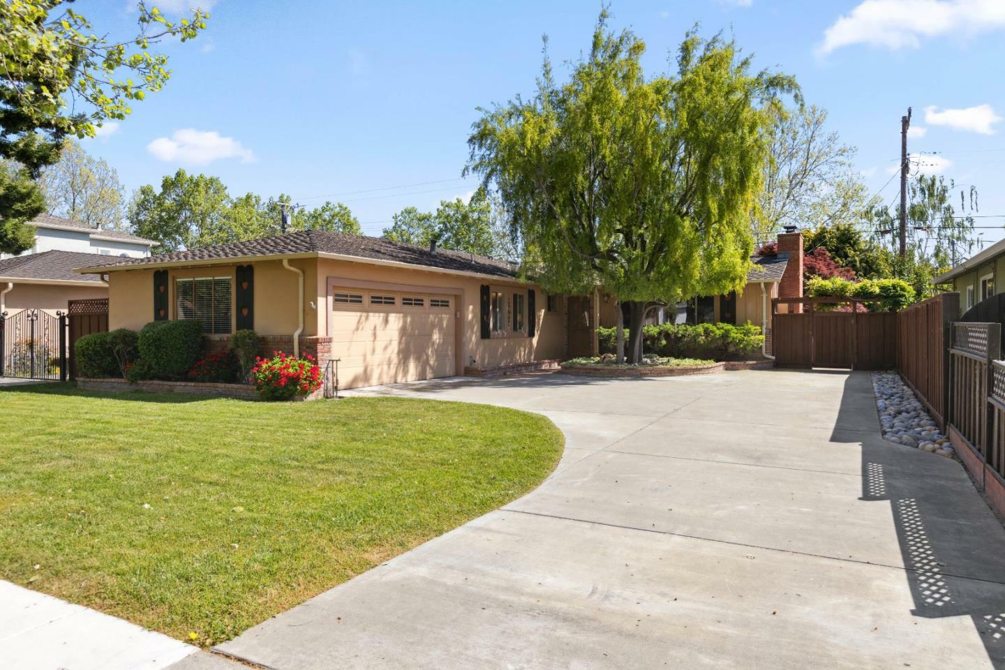 Property Photo: 2120 Cheryl Way CA 95125