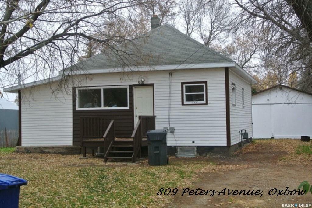 809 Peters Avenue  Oxbow SK S0C 2B0 photo