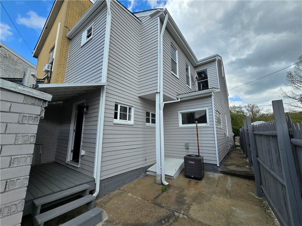 Property Photo:  4923 Butler St  PA 15201 