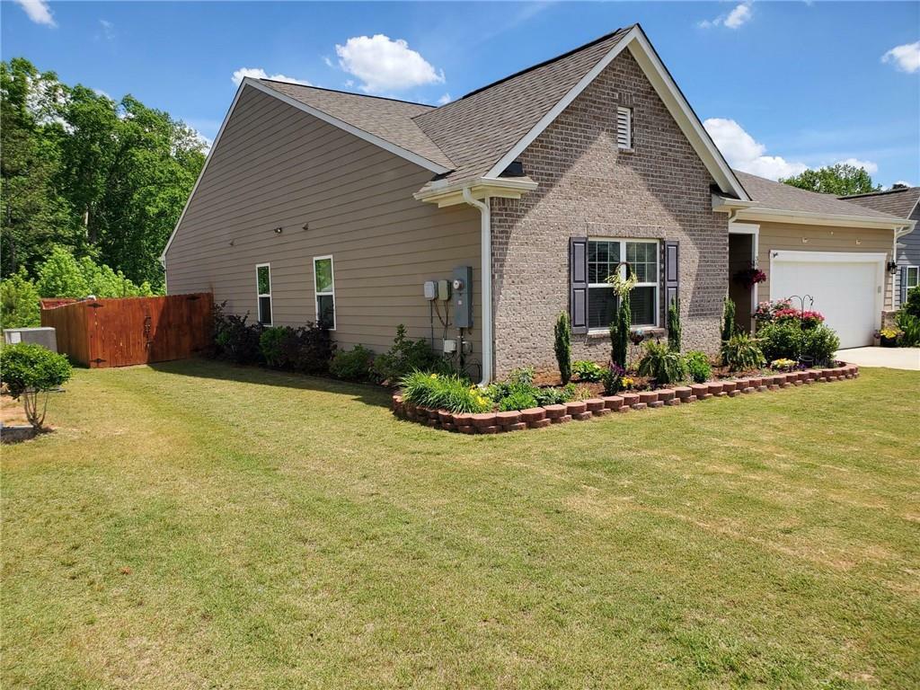 Property Photo:  383 Sinclair Way  GA 30655 