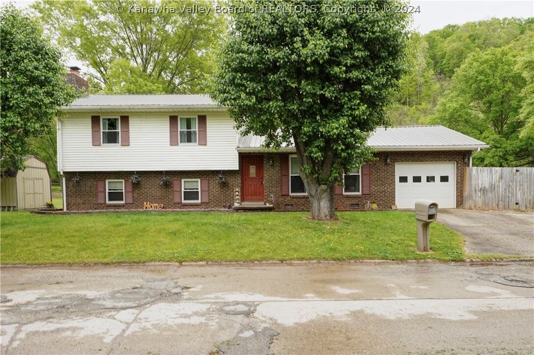 Property Photo:  226 James Drive  WV 25320 