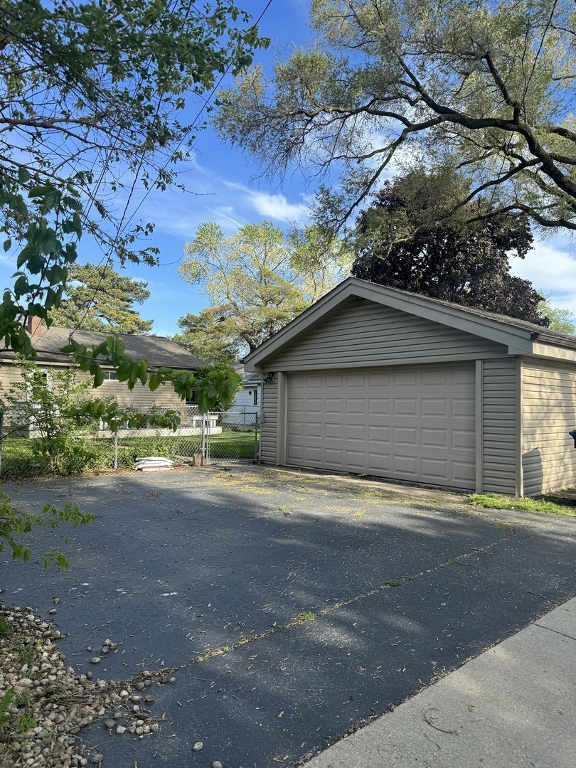 Property Photo:  9804 Cook Avenue  IL 60453 