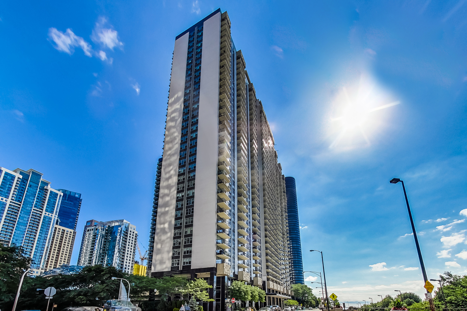 Property Photo:  400 E Randolph Street 2116  IL 60601 