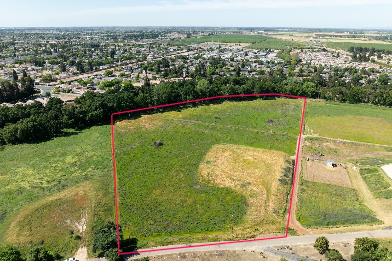 Property Photo: 4519 Gomes Road CA 95357