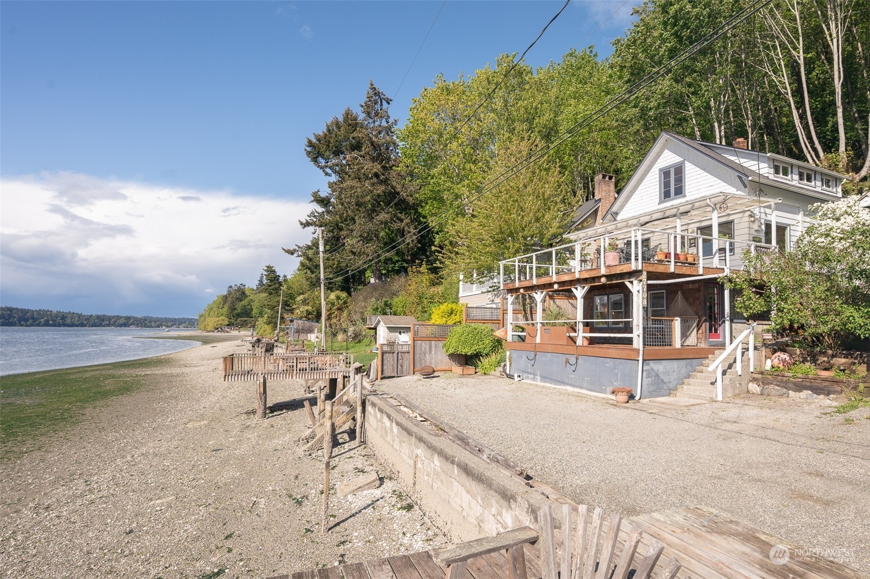 Property Photo:  27708 Manzanita Beach Road SW  WA 98070 