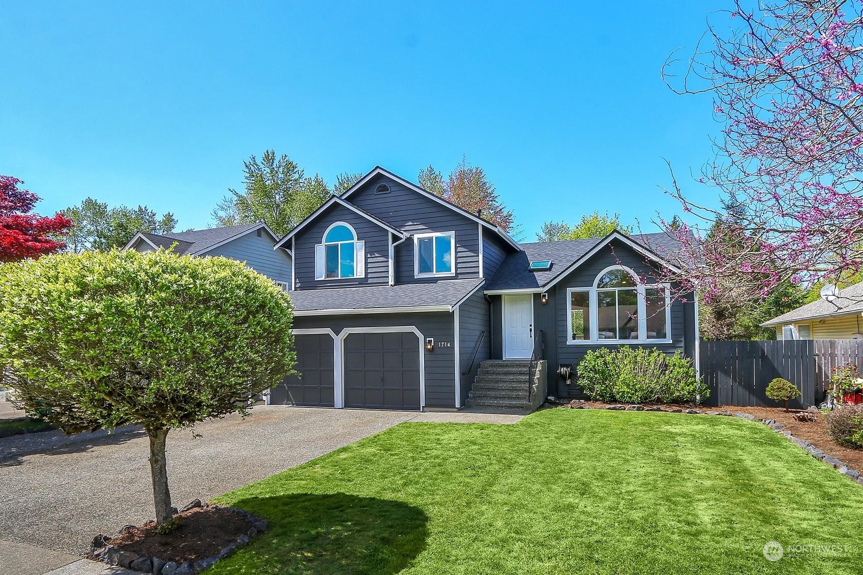 Property Photo:  1714 88th Avenue NE  WA 98258 